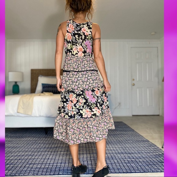 Forever 21 floral maxi dress smal - Picture 4 of 4